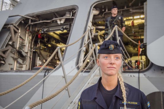 Kajvakt i Ystad. Embarkering HMS Nyköping och Noco16.
