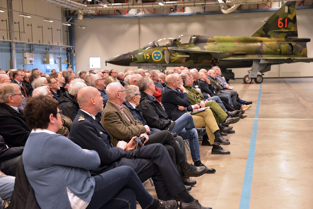300 gäster samlades för att lyssna på berättelserna om Viggen och dess påverkan på flottiljen och Sveriges försvar. Foto: Håkan Brandt / Försvarsmakten