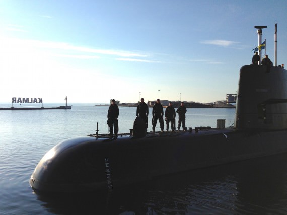 Ubåten HMS Halland förtöjer i Kalmar den 29 augusti 2013 (foto: Första ubåtsflottiljen/Försvarsmakten)